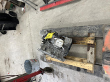 Load image into Gallery viewer, TRANSMISSION Nissan Sentra 2017 17 2018 18 2019 19 - DG163945