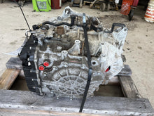 Load image into Gallery viewer, TRANSMISSION Hyundai Elantra 2014 14 - DG200928