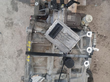 Load image into Gallery viewer, Transmission Cadillac XT4 2021 - DG201078