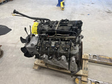 Load image into Gallery viewer, Engine Motor SAVANA 2500 VAN 2020 - DG206714