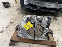 Load image into Gallery viewer, TRANSMISSION GMC Acadia 2017 17 2018 18 2019 19 AWD VIN Z - DG210616