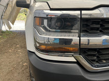 Load image into Gallery viewer, HEADLIGHT LAMP ASSEMBLY Silverado 1500 Pickup 16 17 18 19 Right - DG212545