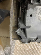 Load image into Gallery viewer, HEADLIGHT LAMP ASSEMBLY Silverado 1500 Pickup 16 17 18 19 Right - DG212545