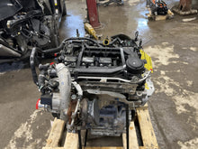 Load image into Gallery viewer, Engine Motor Chevrolet TRAX 2024 - DG213211