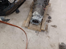 Load image into Gallery viewer, TRANSMISSION Jeep Wrangler 12 13 14 15 16 17 18 VIN W - DG215295