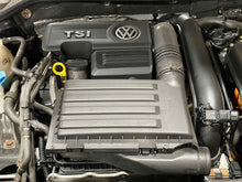 Load image into Gallery viewer, Plastic Engine Cover Volkswagen Jetta 2013 - NW518260