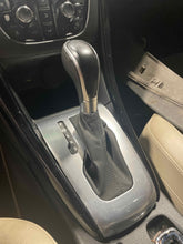 Load image into Gallery viewer, Floor Shifter CASCADA 2016 - NW646707