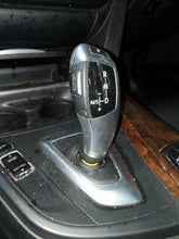 Load image into Gallery viewer, Floor Shifter BMW 320I 2014 - NW628715