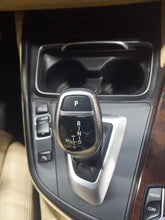 Load image into Gallery viewer, Floor Shifter BMW 330I 2018 - NW638026