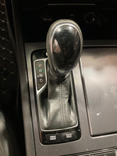 Load image into Gallery viewer, Floor Shifter G80 2017 - NW670093