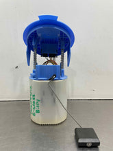 Load image into Gallery viewer, FUEL PUMP E350 E550 E63 GLK350 2010 10 2011 11 2012 12 Right - NW536069