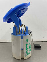 Load image into Gallery viewer, FUEL PUMP E350 E550 E63 GLK350 2010 10 2011 11 2012 12 Right - NW536069