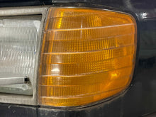 Load image into Gallery viewer, PARKLAMP Mercedes 300D 380SE 500SEL 81 82 83 - 91 Left - NW469827