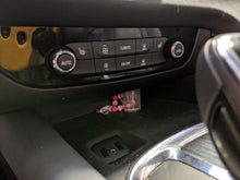 Load image into Gallery viewer, Temperature Controls Buick Enclave 2018 - NW98828