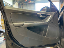Load image into Gallery viewer, Front Interior Door Trim Panel VOLVO V60 2017 - NW459854