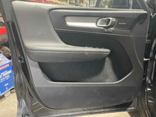 Load image into Gallery viewer, Front Interior Door Trim Panel Volvo XC40 2019 - NW504560