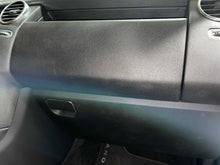 Load image into Gallery viewer, Glove Box Door Land Rover LR4 2015 - NW583090