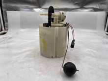 Load image into Gallery viewer, Fuel Pump Volvo V70 S60 2001 01 2002 02 2003 03 2004 04 - NW80653