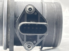 Load image into Gallery viewer, Mass Air Flow Sensor Meter MAF Q7 Beetle Golf Golf Cabriolet 00-11 - NW4741
