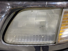 Load image into Gallery viewer, HEADLIGHT LAMP ASSEMBLY Expedition F150 Pickup F250 97-04 Left - NW261498