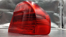 Load image into Gallery viewer, OUTER TAIL LIGHT LAMP 323i 325ci 325i 328i 330ci 330i 06-08 Right - NW180423