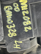 Load image into Gallery viewer, HEADLIGHT LAMP ASSEMBLY 320i 323i 323ic 323is 325ci 325i 99-01 Left - NW102472