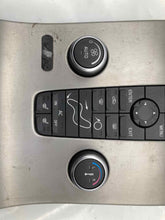 Load image into Gallery viewer, Radio VOLVO 70 SERIES 2006 - NW310101
