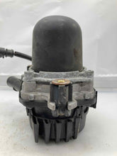 Load image into Gallery viewer, AIR INJECTION PUMP SMOG Cayenne 2003 03 2004 04 2005 05 2006 06 Left - NW8257