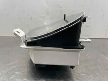 Load image into Gallery viewer, SPEEDOMETER CLUSTER Nissan Pathfinder 2001 01 - NW634974