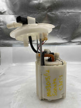 Load image into Gallery viewer, FUEL PUMP Hyundai Sonata 2011 11 2012 12 2013 13 - NW79757