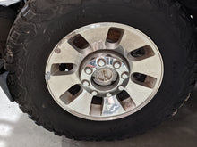 Load image into Gallery viewer, Wheel Rim FORD F350SD PICKUP 2009 - NW335381