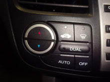 Load image into Gallery viewer, Temp Climate AC Heater Control RDX 2007 07 2008 08 2009 09 10 11 12 Right - NW99365