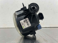 Load image into Gallery viewer, FOG LAMP LIGHT LR2 LR4 11 12 13 14 15 16 Bumper Mounted - NW407474