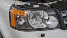 Load image into Gallery viewer, HEADLIGHT LAMP ASSEMBLY Land Rover LR2 2011 11 2012 12 Right - NW407576