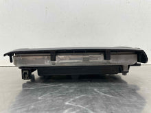 Load image into Gallery viewer, Info-Gps Screen VOLVO XC60 2022 - NW409538