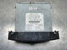 Load image into Gallery viewer, RADIO Mercedes-Benz C230 C300 C350 2008 08 - NW445123