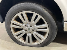 Load image into Gallery viewer, WHEEL RIM LR2 2009-2015 19x8 ALLOY - NW451604