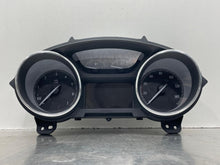 Load image into Gallery viewer, Speedometer Cluster ENVISION 2020 - NW473518