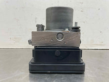 Load image into Gallery viewer, ABS Pump Jaguar XF 2017 - NW477701