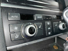 Load image into Gallery viewer, FRONT TEMPERATURE CONTROLS Audi Q7 2013 13 2014 14 2015 15 - NW485931