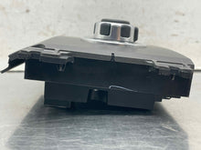 Load image into Gallery viewer, FRONT TEMPERATURE CONTROLS Land Rover Range Rover 10 11 12 - NW491771