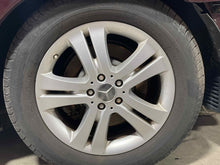 Load image into Gallery viewer, WHEEL RIM R320 R350 R500 R63 07 08 09 18x8 - NW509376