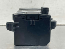Load image into Gallery viewer, REAR TEMPERATURE CONTROLS ML350 ML500 R320 R350 R500 R63 06-08 - NW508863