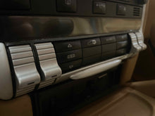 Load image into Gallery viewer, FRONT TEMPERATURE CONTROLS Porsche Cayenne 2006 06 - NW509802