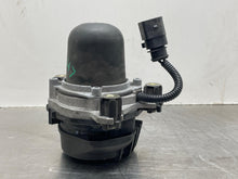 Load image into Gallery viewer, AIR INJECTION PUMP SMOG Cayenne 2003 03 2004 04 2005 05 2006 06 Left - NW509439