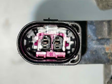 Load image into Gallery viewer, AC Compressor 2006 - NW516177