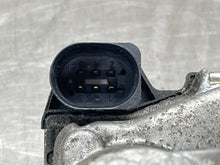 Load image into Gallery viewer, Throttle Body 2006 - NW516489