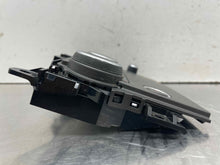 Load image into Gallery viewer, Temperature Controls Land Rover Evoque 2019 - NW517879