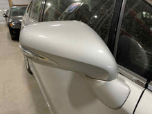 Load image into Gallery viewer, Side View Door Mirror LEXUS HS250H 2010 - NW518224