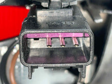 Load image into Gallery viewer, Tail Lamp Light CASCADA 2016 - NW646643